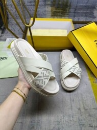 펜디 FENDI 가죽 통굽 패션 커플 슬리퍼