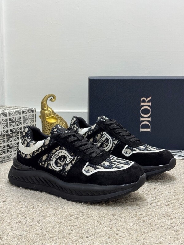 위핑,디올 DIOR C 로고 키높이 패션 스니커즈