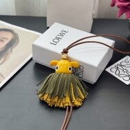 로에베 LOEWE 모던한 디자인과 스타일링 참 키홀더