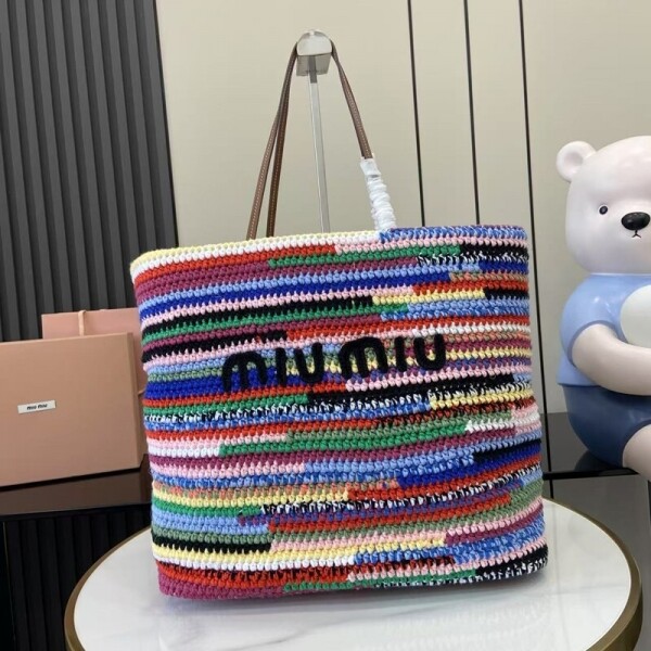 위핑,미우미우 MIU MIU 모던 자수 짜임 토트백