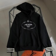 프라다 PRADA 타원형 영문 자수 후드 커플 맨투맨