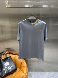 펜디 FENDI 클래식 심플 캐주얼 반팔티셔츠