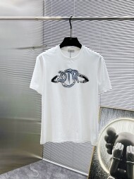디올 DIOR 로고 패션 트렌디 커플룩 반팔