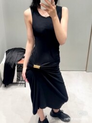 로에베 LOEWE 랩 셔링 슬림 민소매 나시 원피스