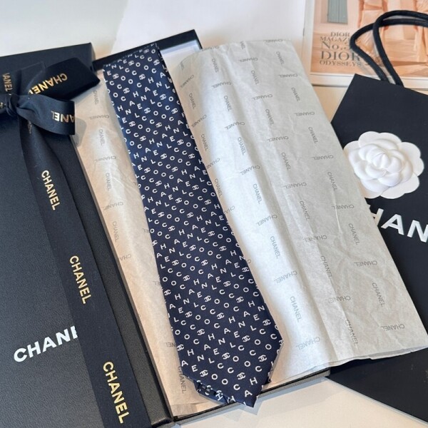 위핑,샤넬 CHANEL 클래식 더블 C 남성 넥타이