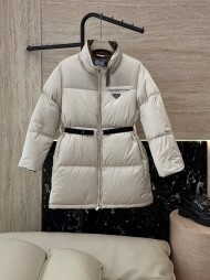 프라다 PRADA 클래식 삼각 롱 다운