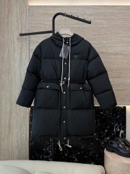 프라다 PRADA 모던 삼각 롱 패딩 코트
