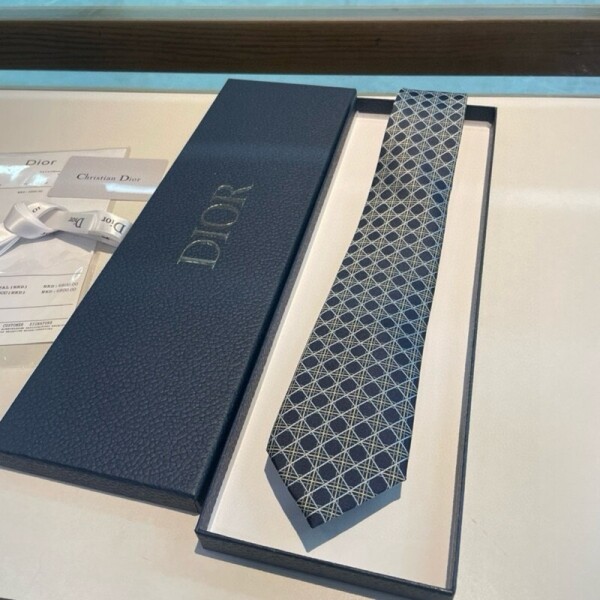 위핑,디올 DIOR 클래식 체크 남성 넥타이