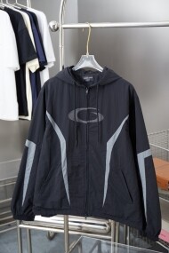 발렌시아가 BALENCIAGA 루프 로고 자수 배색 후드 방수 바람막이 점퍼