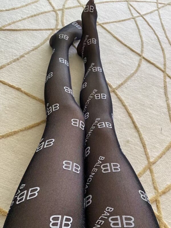 위핑,발렌시아가 BALENCIAGA 더블 B 레터링 로고 섹시 스타킹