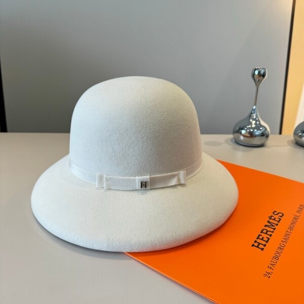 위핑,에르메스 Hermès 심플한 분위기의 아웃도어 울 여성 선캡