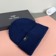 아크테릭스 ARC TERYX 클래식 로고 심플 스몰 라벨 커플 비니