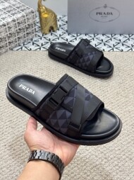프라다 PRADA 캐주얼 아웃도어 심플 남성 슬리퍼