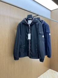 몽클레르 MONCLER 루즈핏 캐주얼 심플 남녀 후드 점퍼
