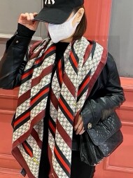 구찌 GUCCI 로고 클래식 빈티지 캐주얼 스카프
