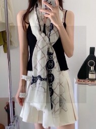 샤넬 CHANEL 모던 클래식 캐주얼 빈티지 목도리