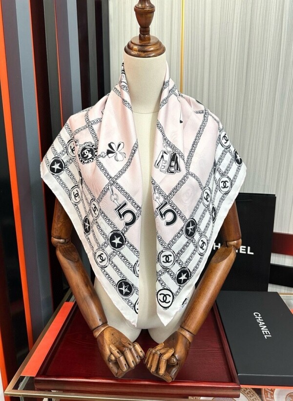 위핑,샤넬 CHANEL 모던 클래식 디자인 캐주얼 스카프