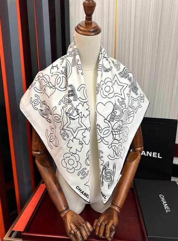 위핑,샤넬 CHANEL 모던 클래식 디자인 캐주얼 스카프