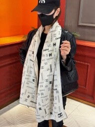 샤넬 CHANEL 모던 클래식 디자인 캐주얼 스카프