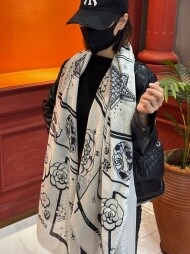 샤넬 CHANEL 로고 모던 빈티지 패턴 디자인 캐주얼 스카프