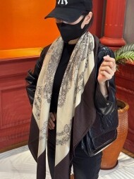 에르메스 Hermès 모던 클래식 패턴 빈티지 캐주얼 스카프 140*140cm