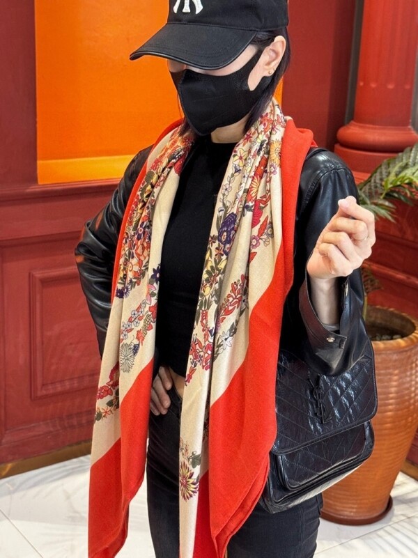위핑,에르메스 Hermès 모던 클래식 패턴 빈티지 캐주얼 스카프 140*140cm