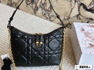디올 DIOR 모던 캐주얼 체인 숄더백