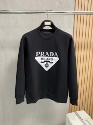 프라다 PRADA 레터링 로고 라운드 긴팔 남자 맨투맨