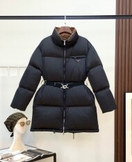 프라다 PRADA 여성용 클래식 트라이앵글 로고 패션 허리 롱 다운 재킷