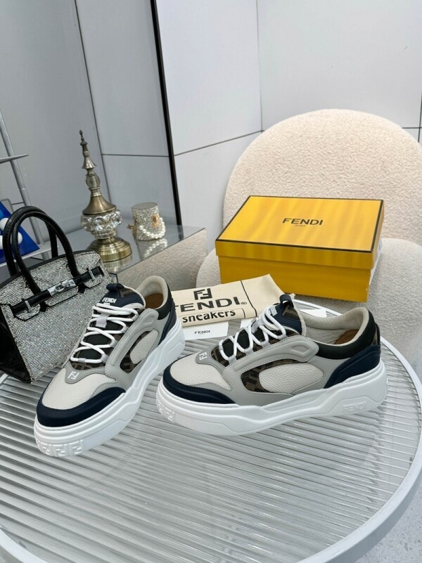 위핑,펜디 FENDI Force 커플 로우탑 스니커즈