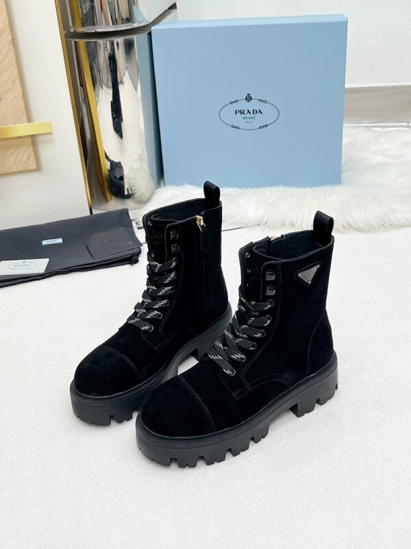 위핑,프라다 PRADA 클래식 삼각 로고 빈티지 스트랩 부츠