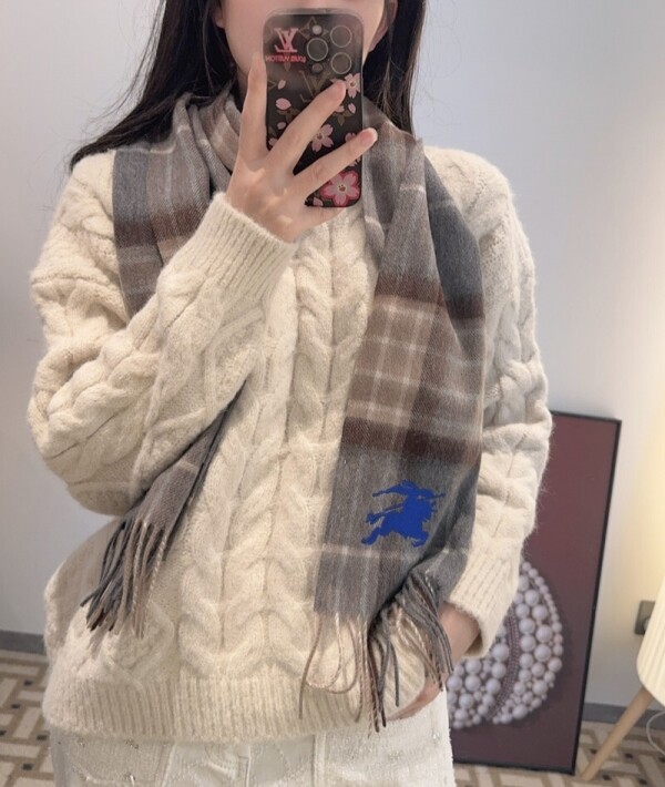 위핑,버버리 BURBERRY 클래식 패턴 빈티지 캐주얼 스카프