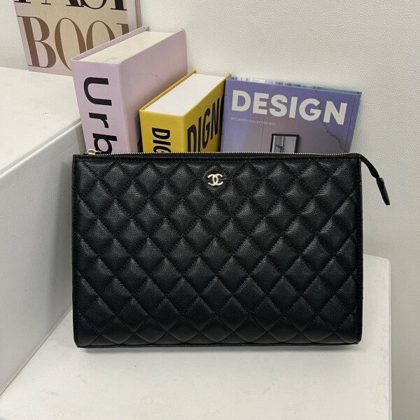 위핑,샤넬 캐비어 클래식 파우치 클러치백