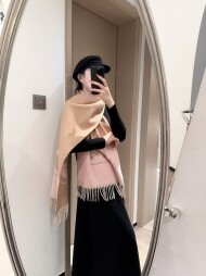 구찌 GUCCI 로고 자카드 모던 빈티지 캐주얼 스카프