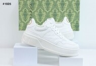 구찌 GG 엠보스 스니커즈