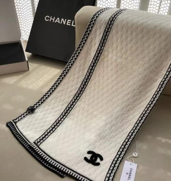 위핑,샤넬 CHANEL 로고 모던 심플 캐주얼 니트 머플러