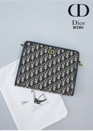 디올 오블리크 30 몽테뉴 클러치백