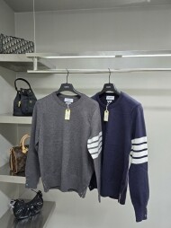 톰브라운 캐시미어 사선 니트 티셔츠