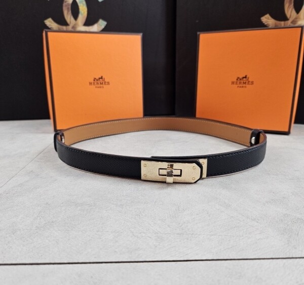 위핑,에르메스 켈리 벨트