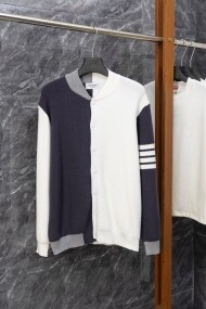 톰브라운 Thom Browne 클래식 패치워크 니트 카디건