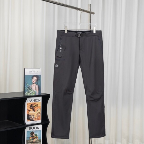 위핑,아크테릭스 ARC TERYX 클래식 로고 기모 캐주얼 팬츠