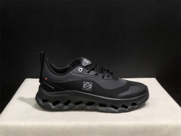 위핑,온 러닝화 클라우드 틸트 2.0 블랙 3ME10690555