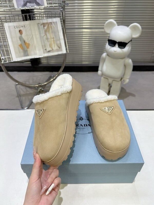 위핑,프라다 PRADA 컴포트 소프트 기모 키높이 여성 슬리퍼