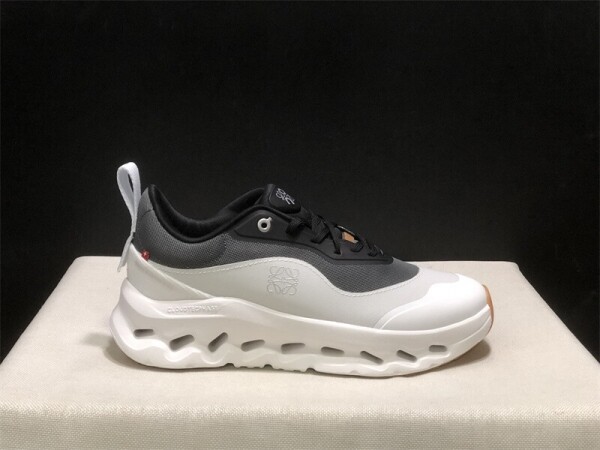 위핑,온 러닝화 클라우드 틸트 2.0 화이트 다크 그린 3ME10693509