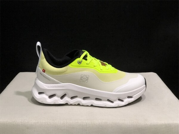 위핑,온 러닝화 클라우드 틸트 2.0 화이트 옐로우 그린 3ME10692911