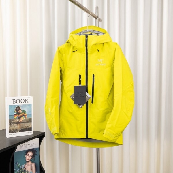 위핑,아크테릭스 ARC TERYX 클래식 아웃도어 캐주얼 후드 윈드브레이커 다운 재킷