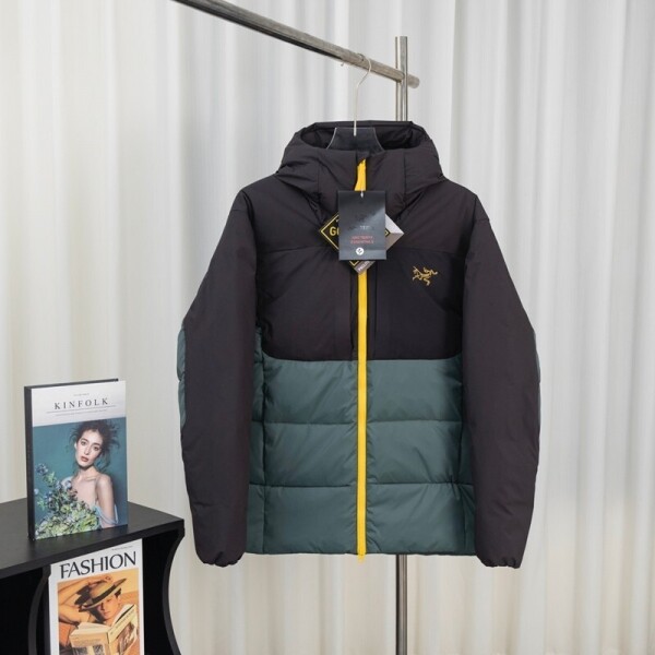 위핑,아크테릭스 ARC TERYX 로고 클래식 후드 캐주얼 윈드브레이커 다운 재킷