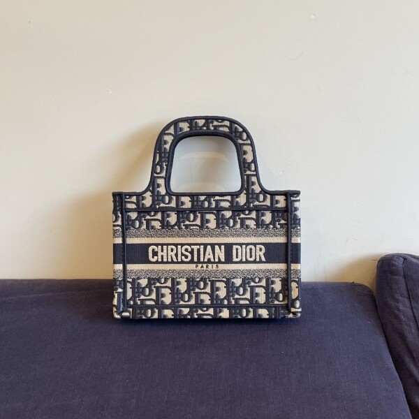 위핑,디올 북토트 미니백