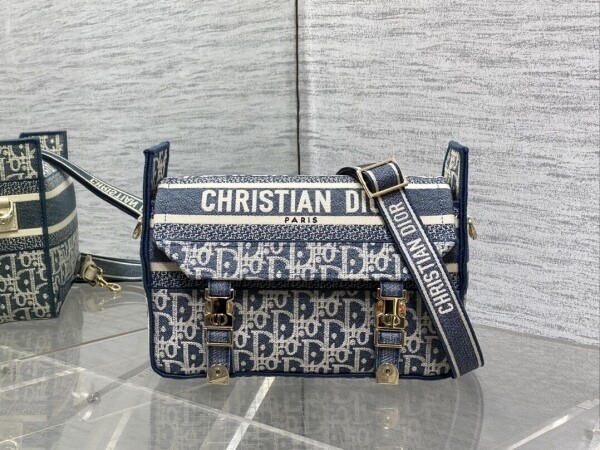 위핑,디올 네이비 크로스 숄더백