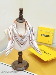 펜디 FENDI 빈티지 패턴 디자인 캐주얼 스카프 90*90cm